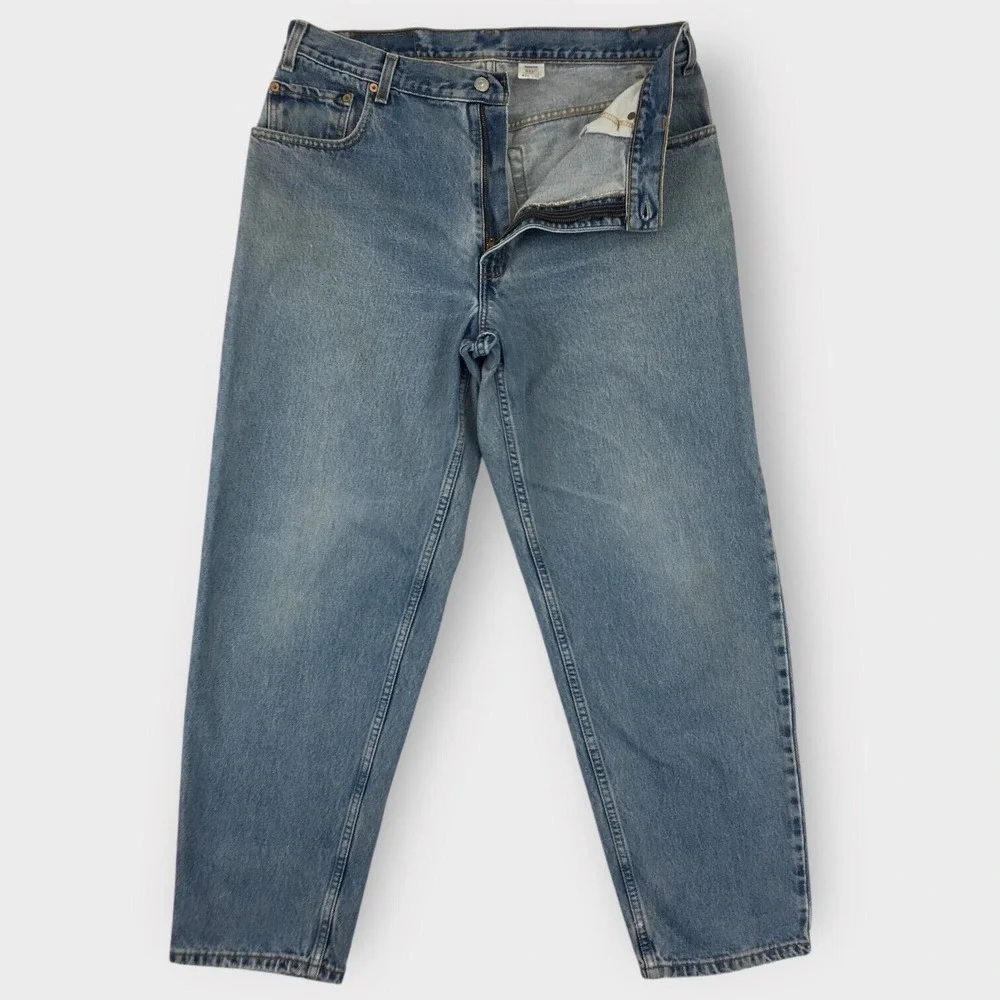 Levis welcome primo